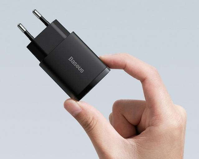 Carregador 20w USB Tipo C Baseus