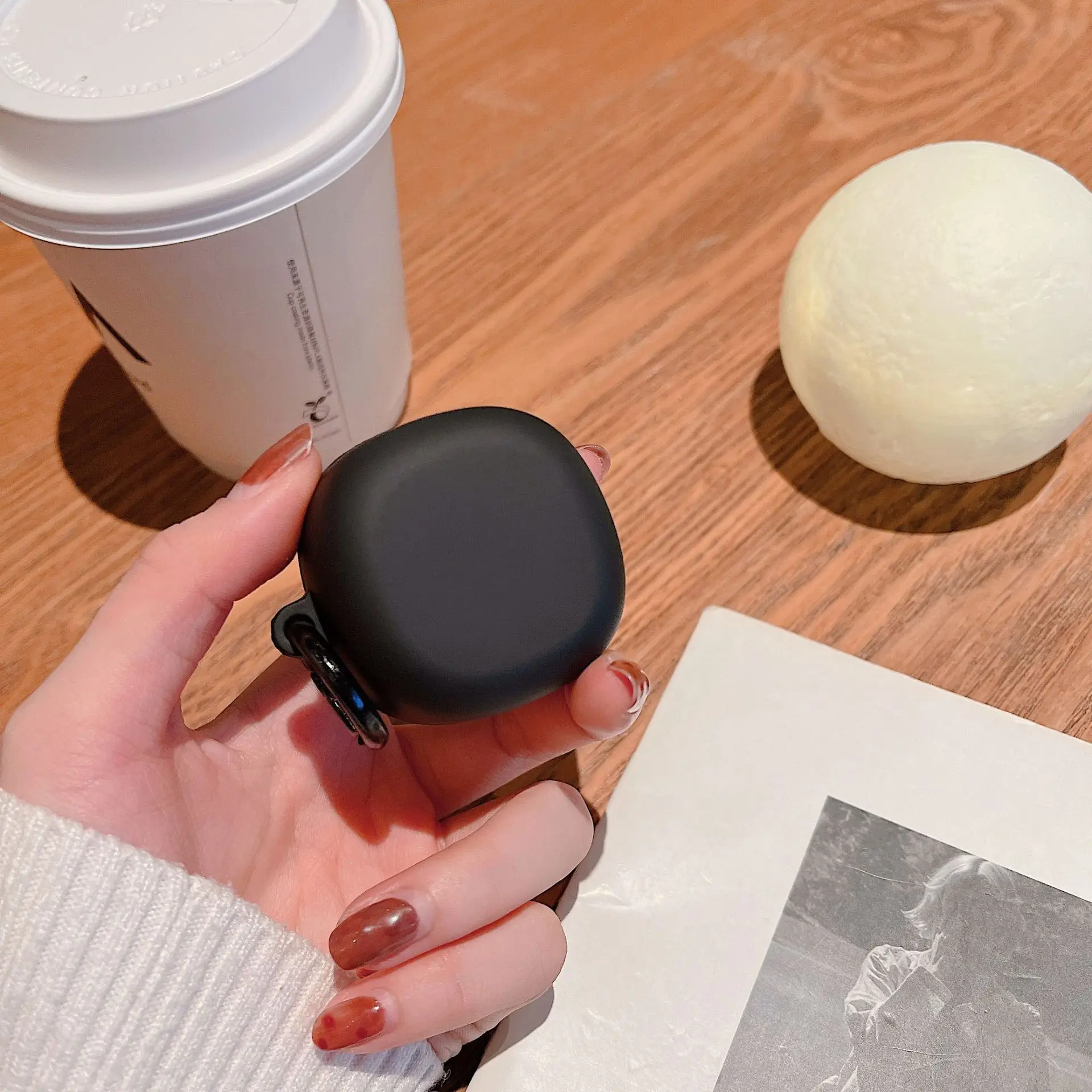 Capa de Silicone Colorido para Fone WM01 e WM02 - Imagem 17