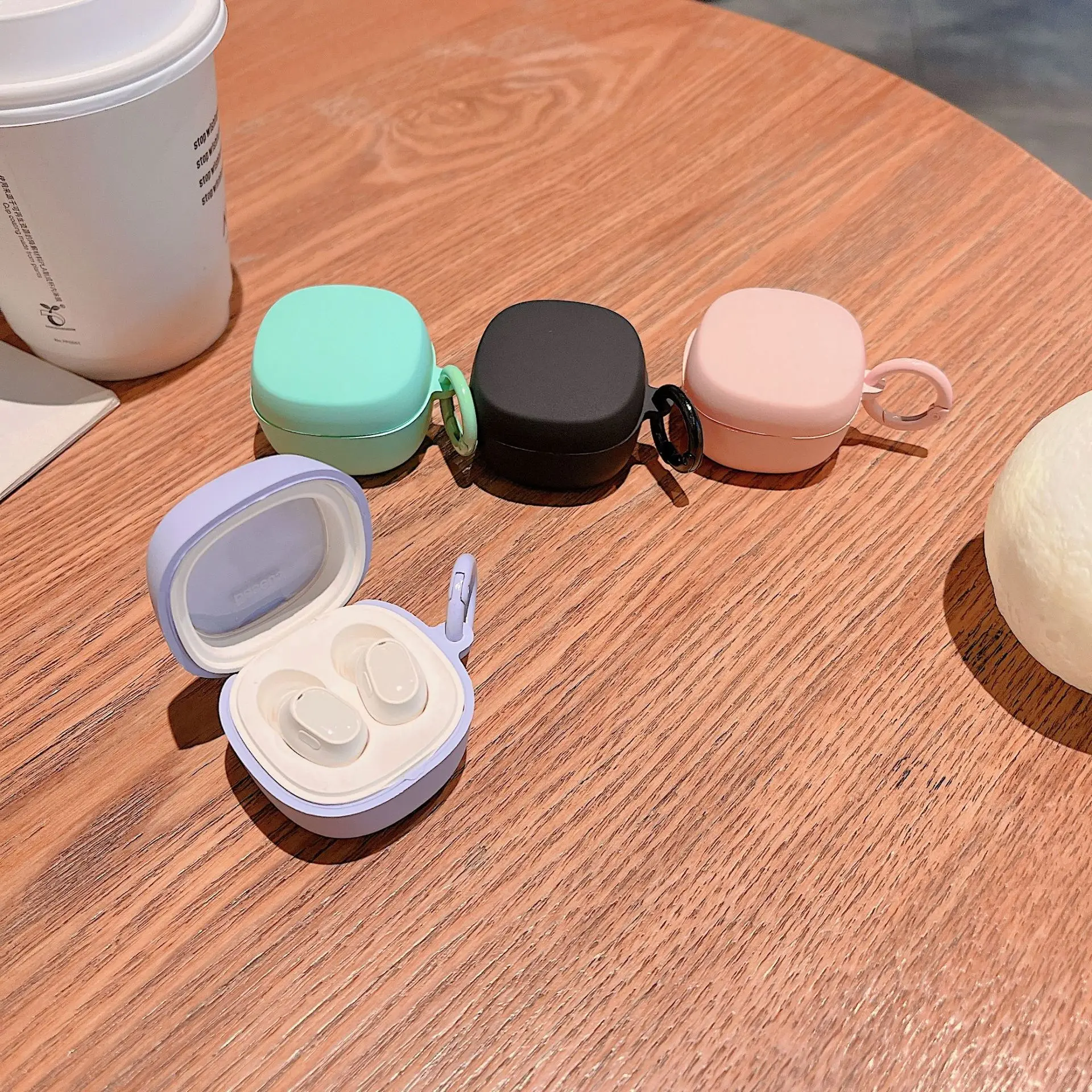 Capa de Silicone Colorido para Fone WM01 e WM02 - Imagem 8