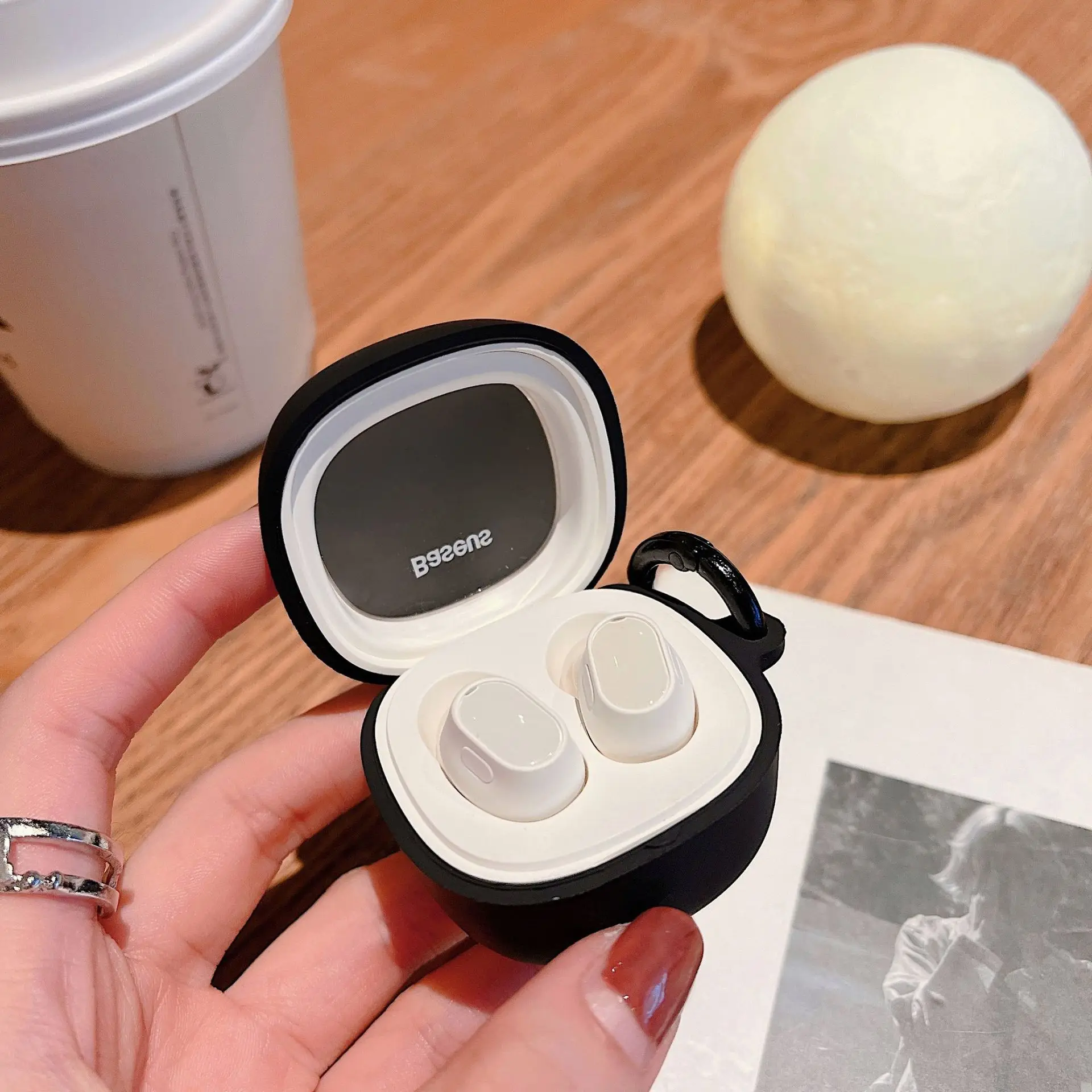 Capa de Silicone Colorido para Fone WM01 e WM02 - Imagem 15