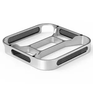 Suporte base de alumínio prata para Mac mini M4 e M4 Pro, visto em ângulo